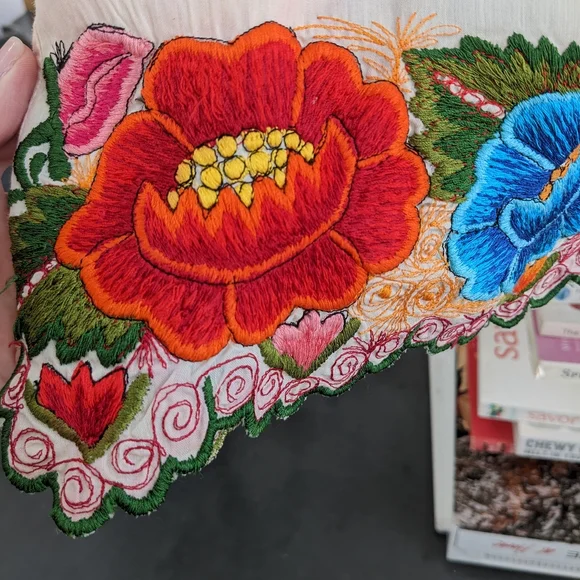 Vintage embroidered caftan - Picture 3 of 7